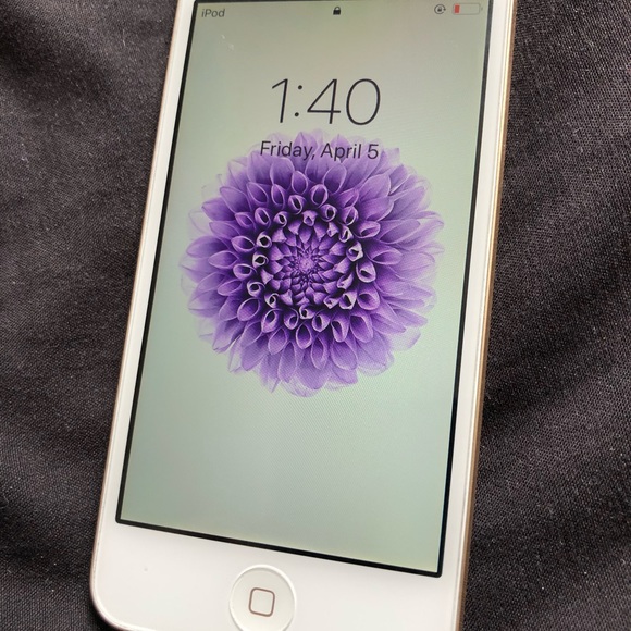 iPod 6th generation - Picture 3 of 3